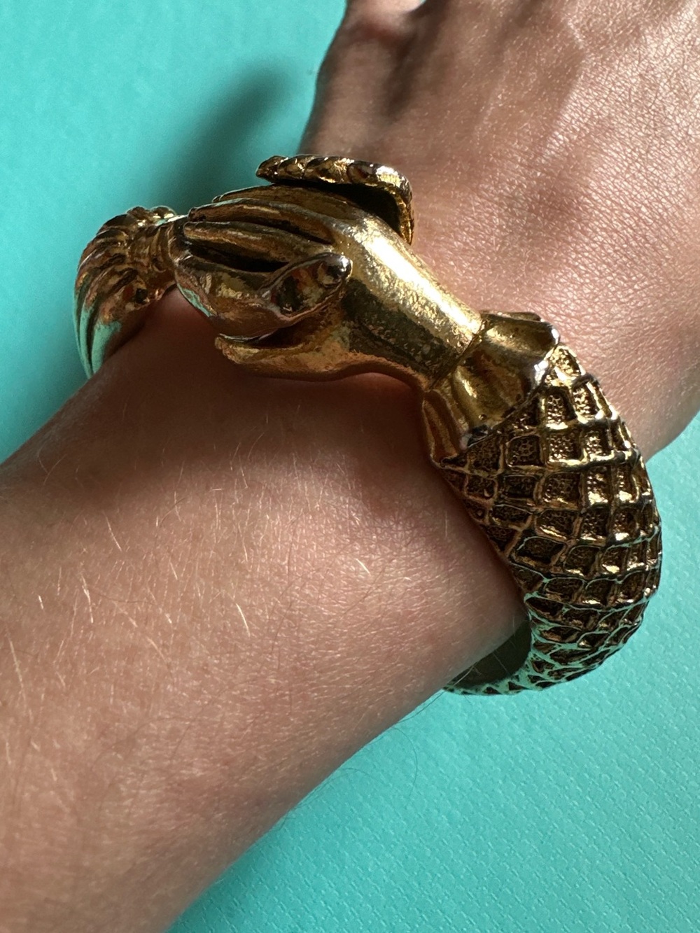 Vintage Diana Love For Trifari Elizabethan Clasping Hands Bracelet